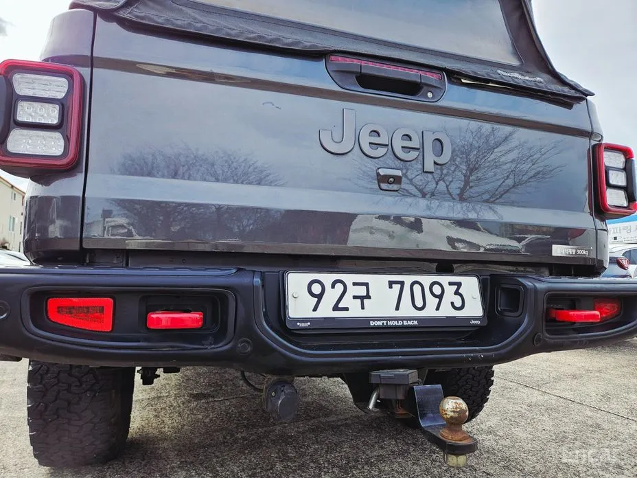 Фото 5 - Jeep Gladiator