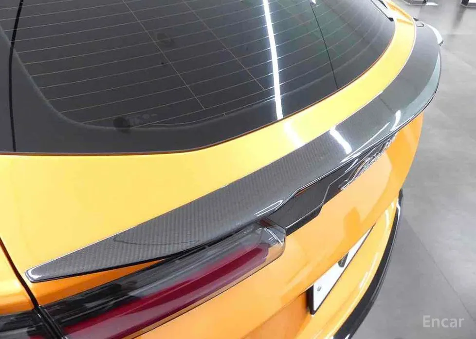 Фото 20 - Lamborghini Urus