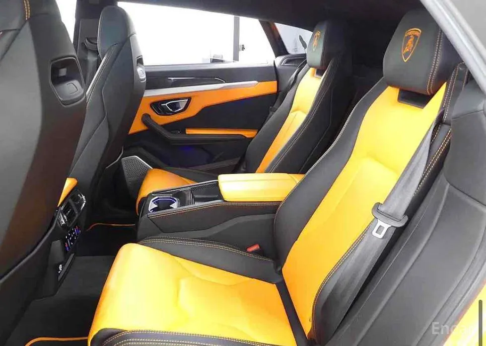 Фото 9 - Lamborghini Urus