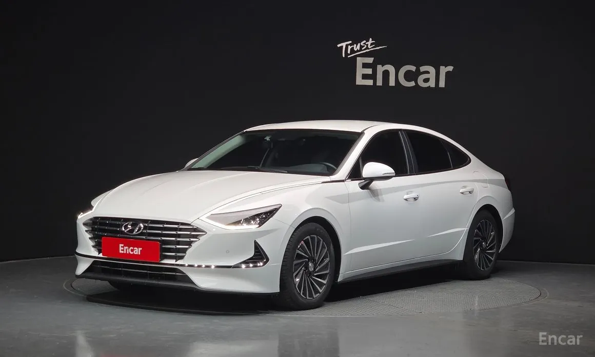 Фото 1 - Hyundai Sonata