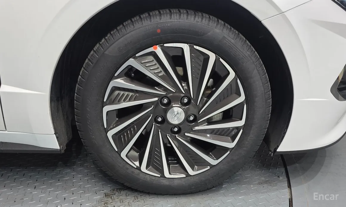 Фото 5 - Hyundai Sonata