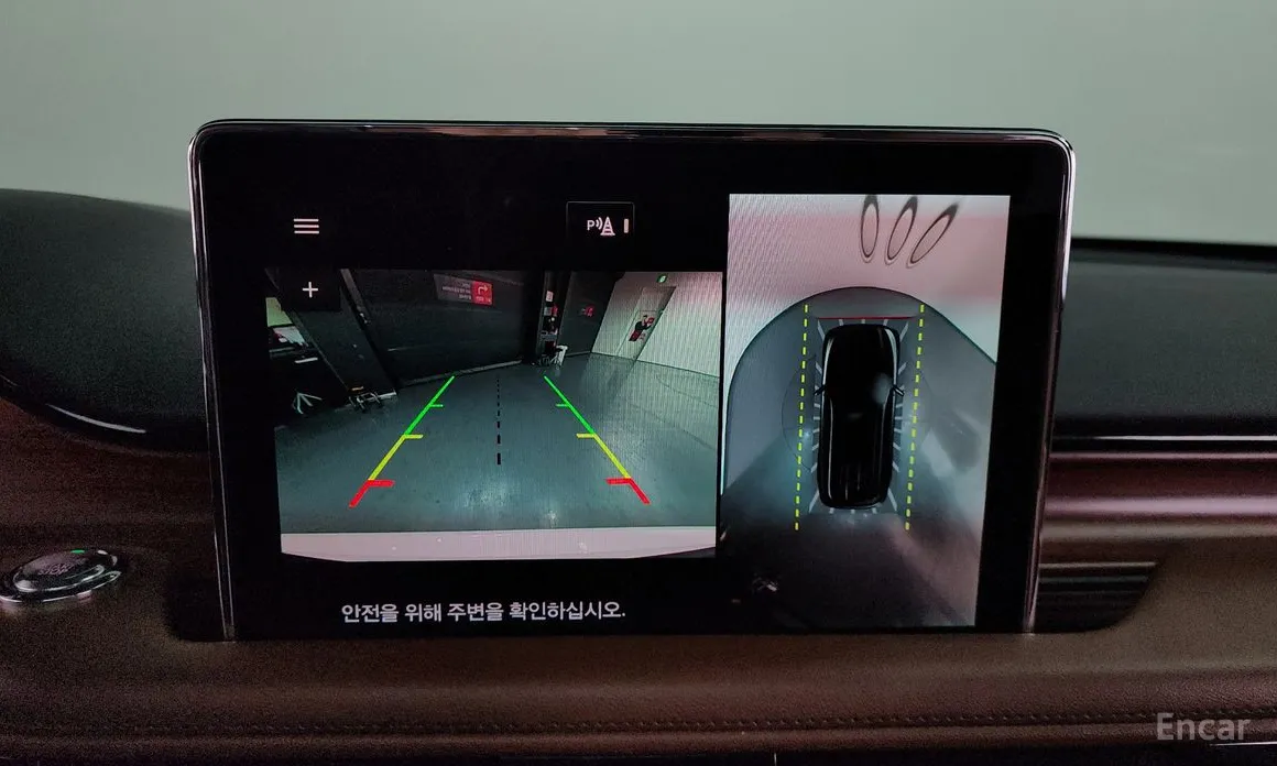 Фото 15 - Lincoln Aviator