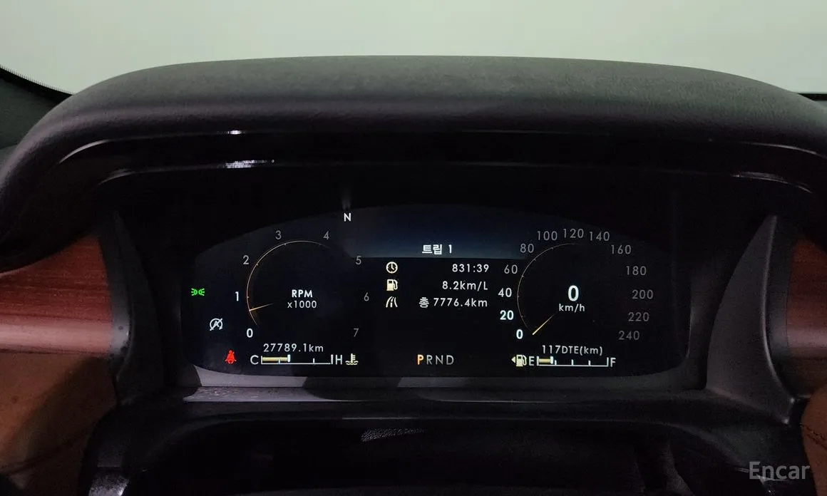 Фото 8 - Lincoln Aviator