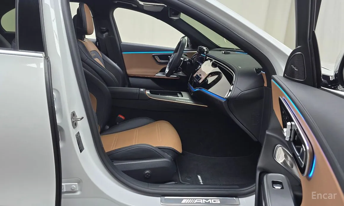 Фото 11 - Mercedes-Benz E-Class