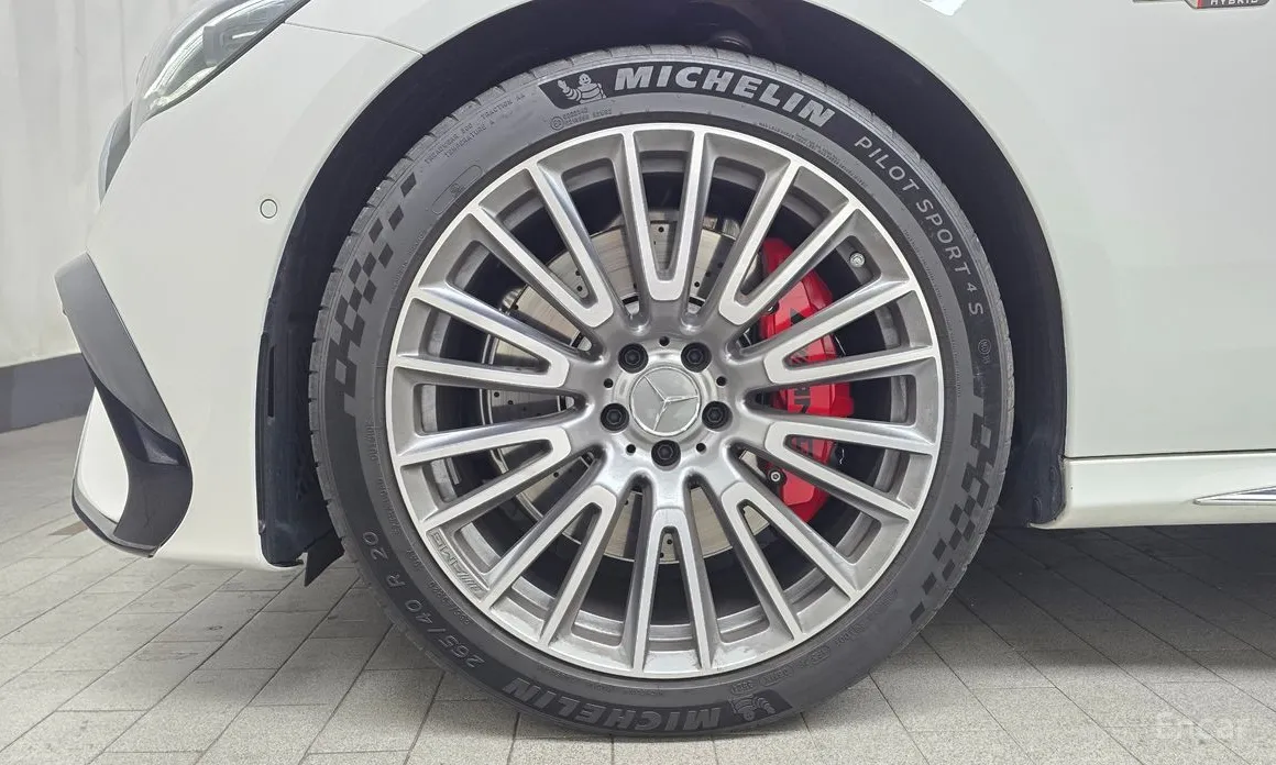 Фото 5 - Mercedes-Benz E-Class