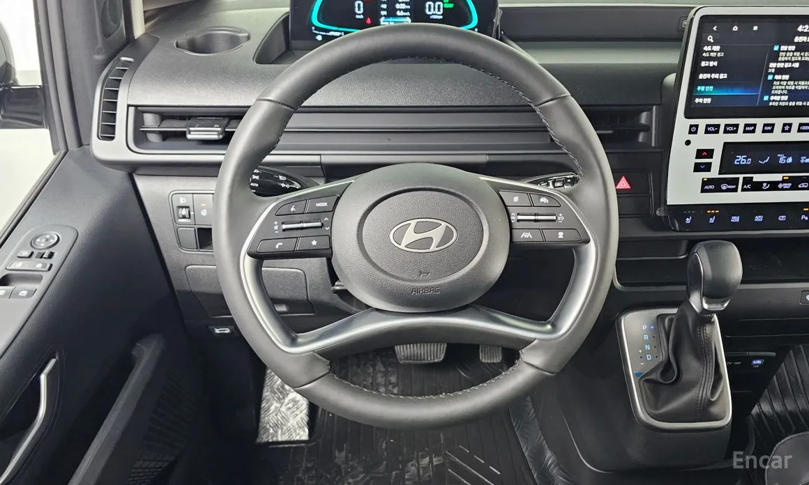 Фото 13 - Hyundai Staria