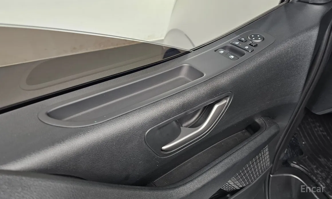 Фото 18 - Hyundai Staria