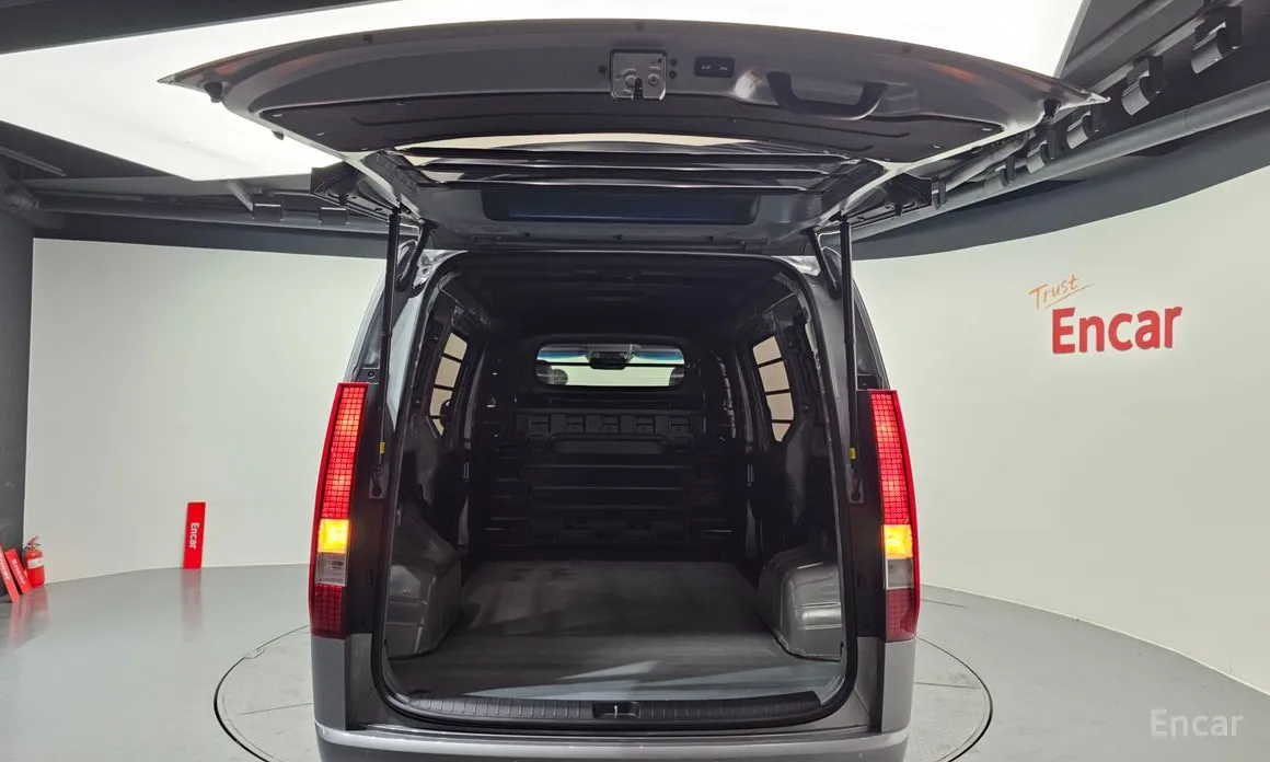 Фото 20 - Hyundai Staria