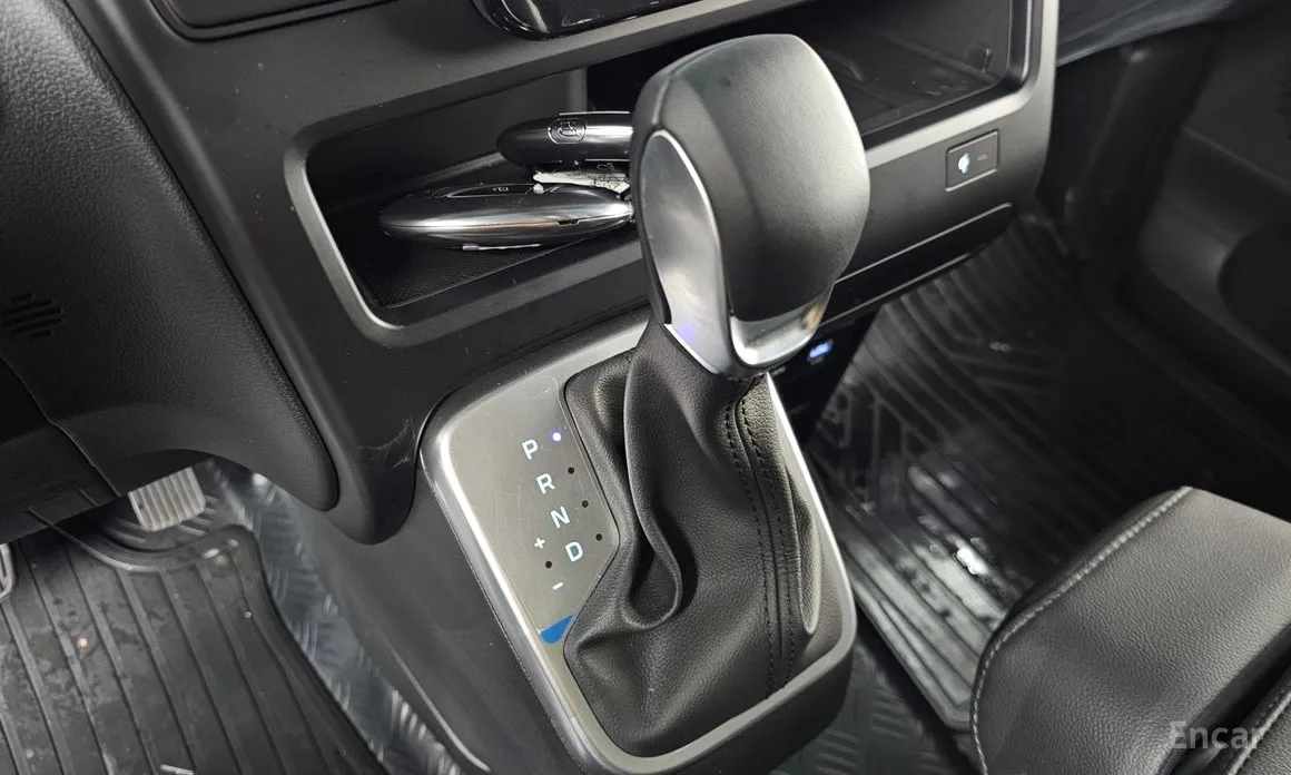 Фото 9 - Hyundai Staria