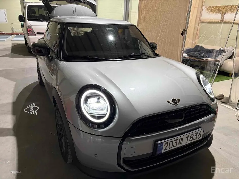 Фото 2 - Mini Cooper