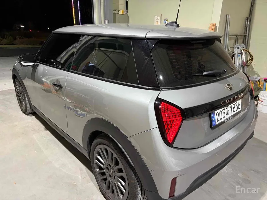 Фото 4 - Mini Cooper