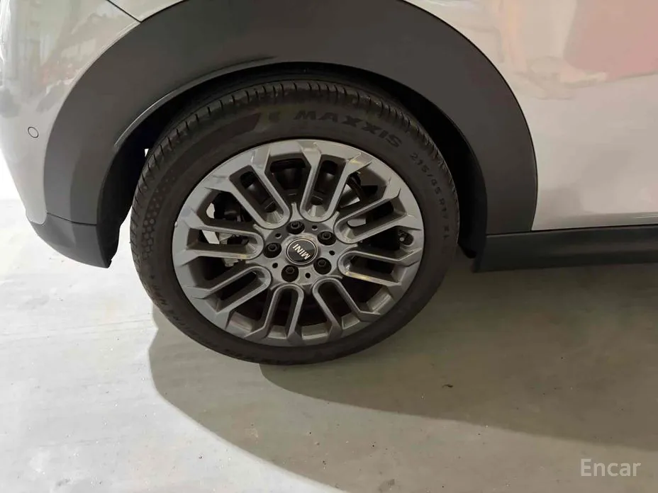 Фото 7 - Mini Cooper