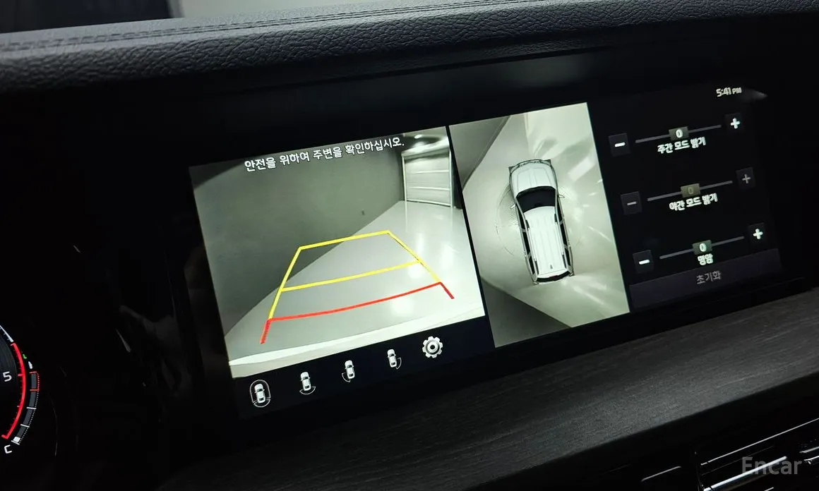 Фото 16 - Kia Mohave