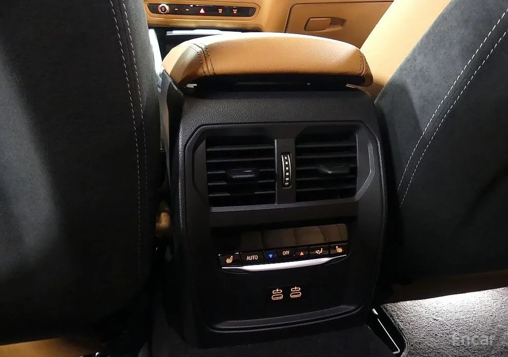 Фото 12 - BMW i4