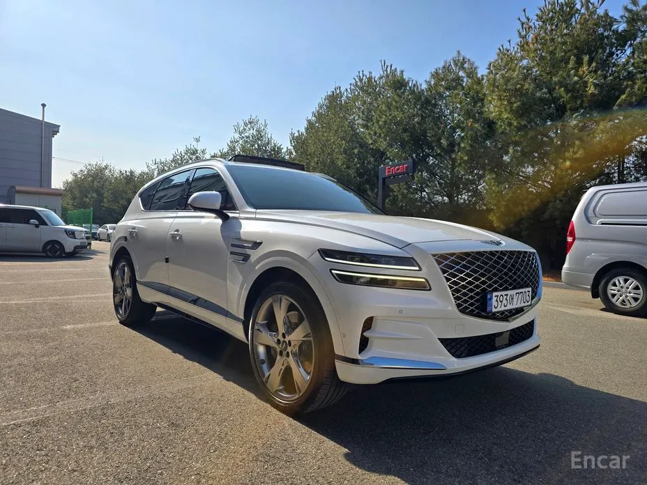 Фото 2 - Genesis GV80