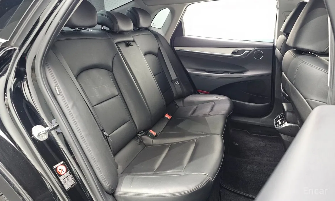 Фото 12 - Hyundai Grandeur