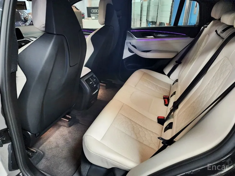 Фото 11 - BMW X4 M