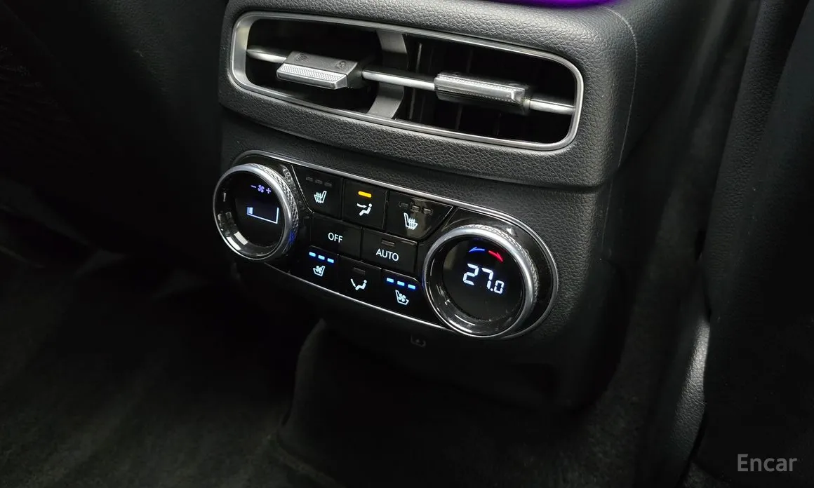 Фото 18 - Genesis GV70