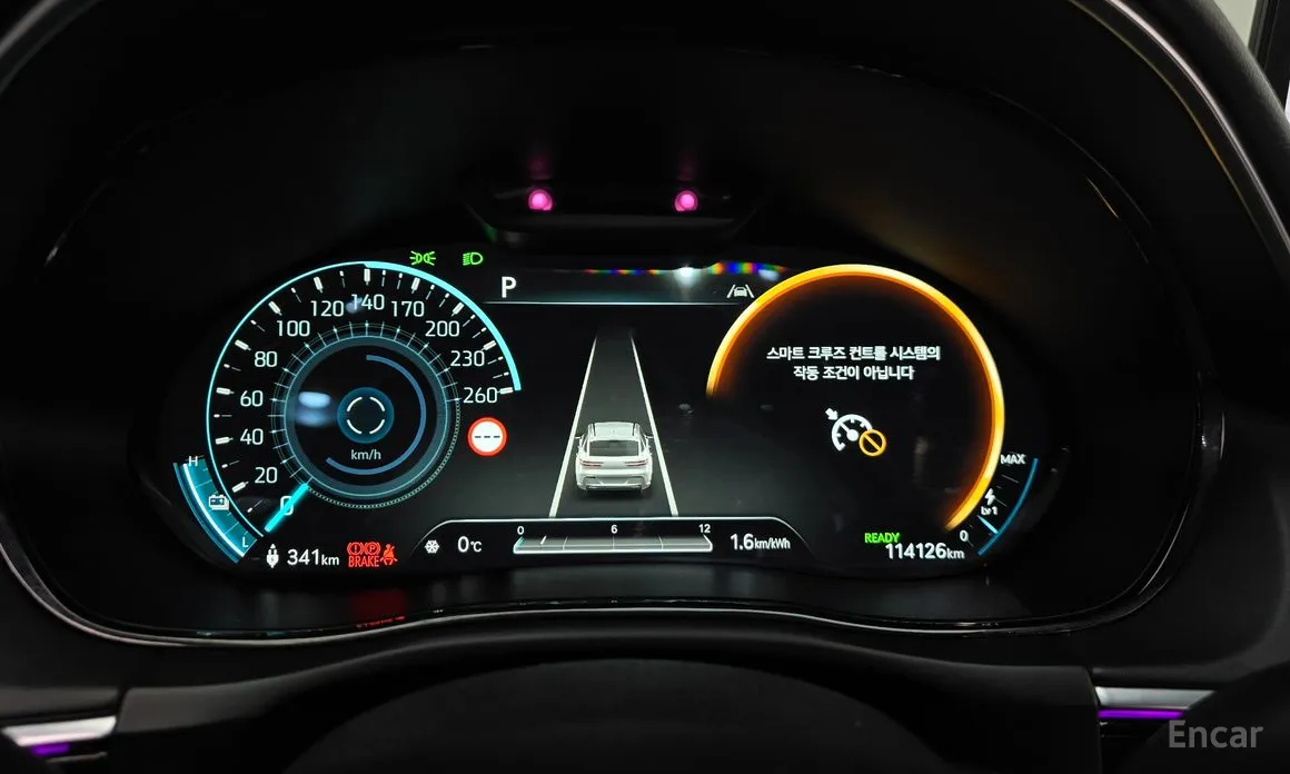 Фото 8 - Genesis GV70