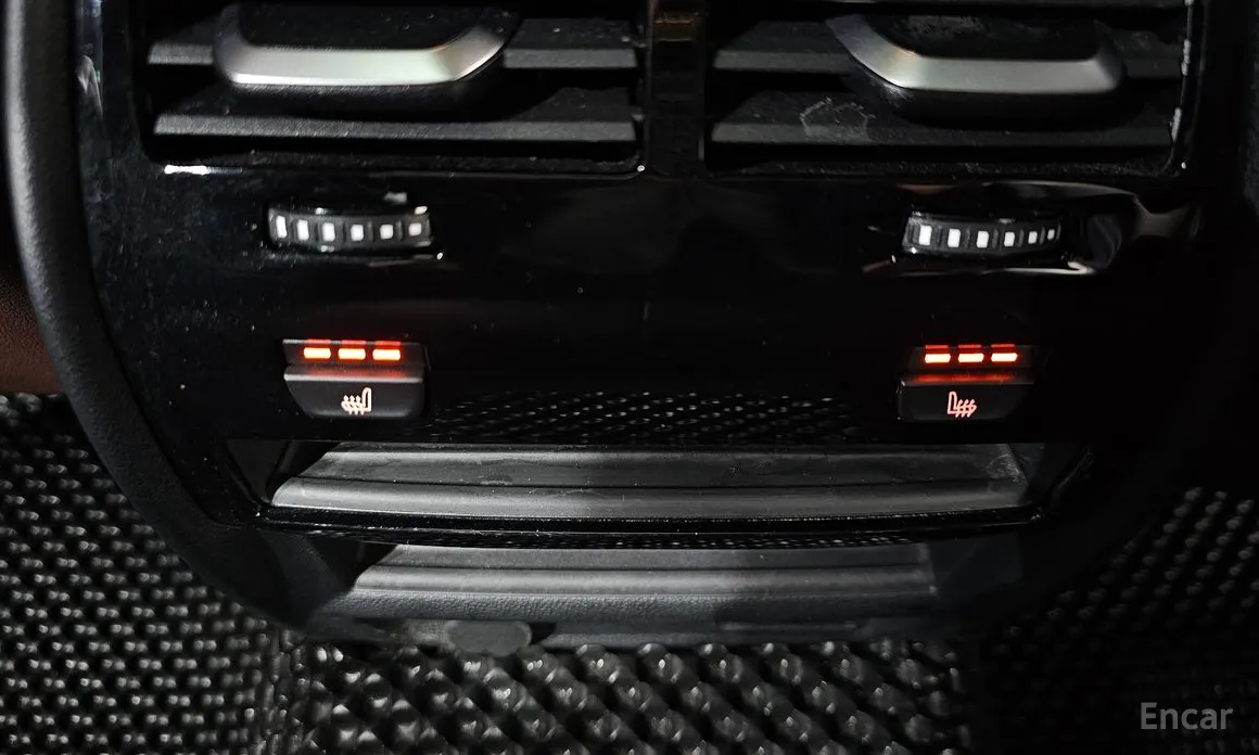 Фото 18 - BMW 5 Series