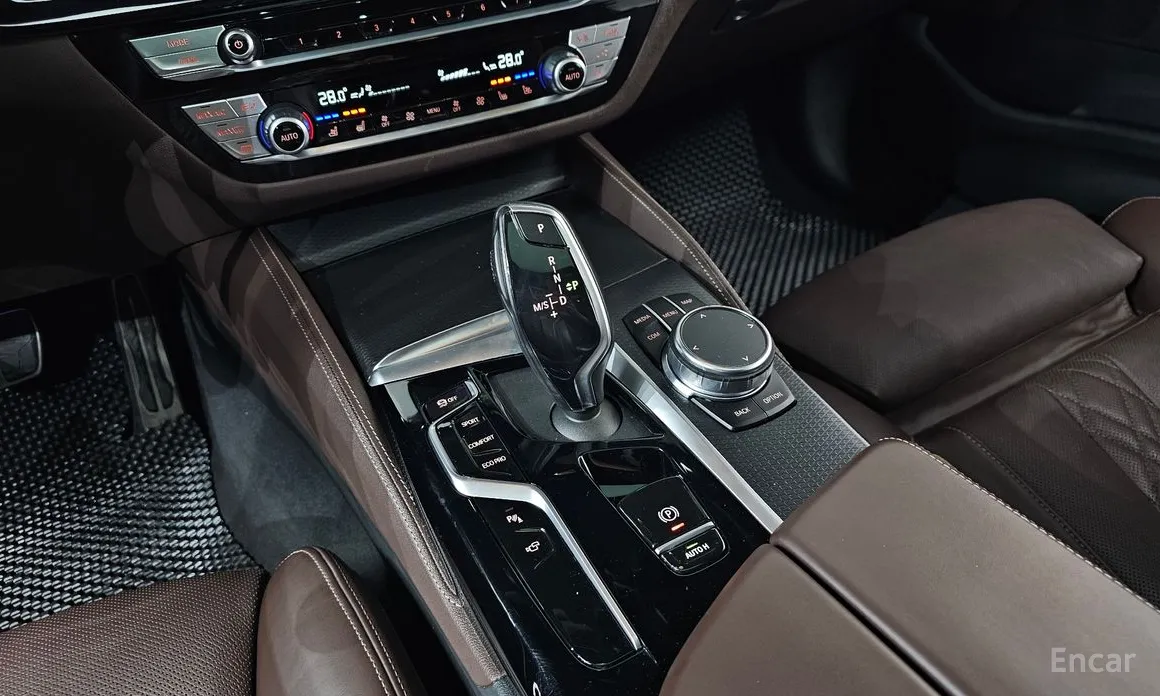 Фото 9 - BMW 5 Series