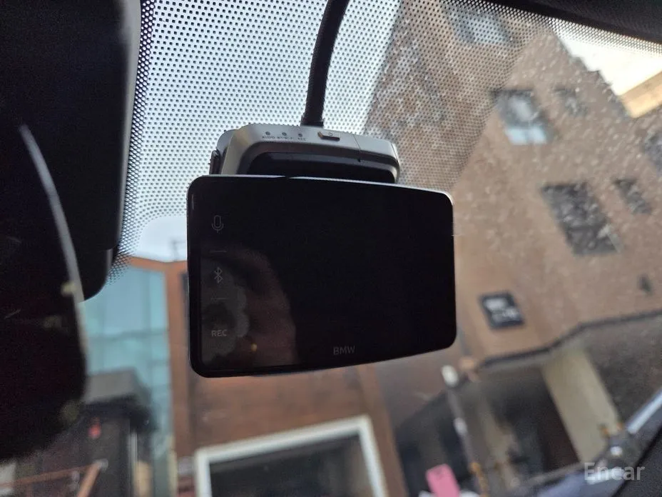 Фото 16 - BMW i5