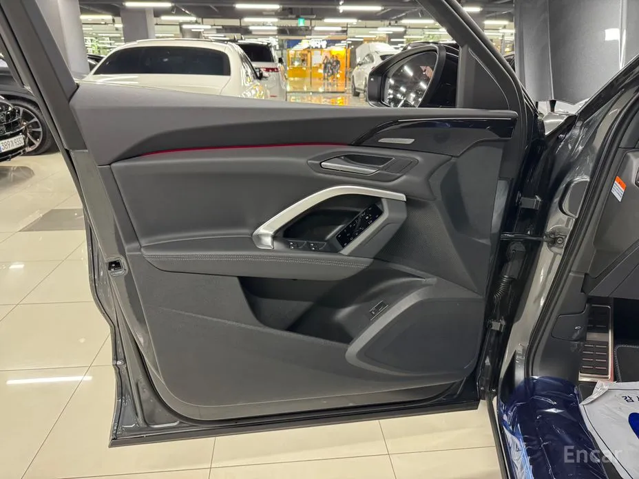 Фото 8 - Audi Q5