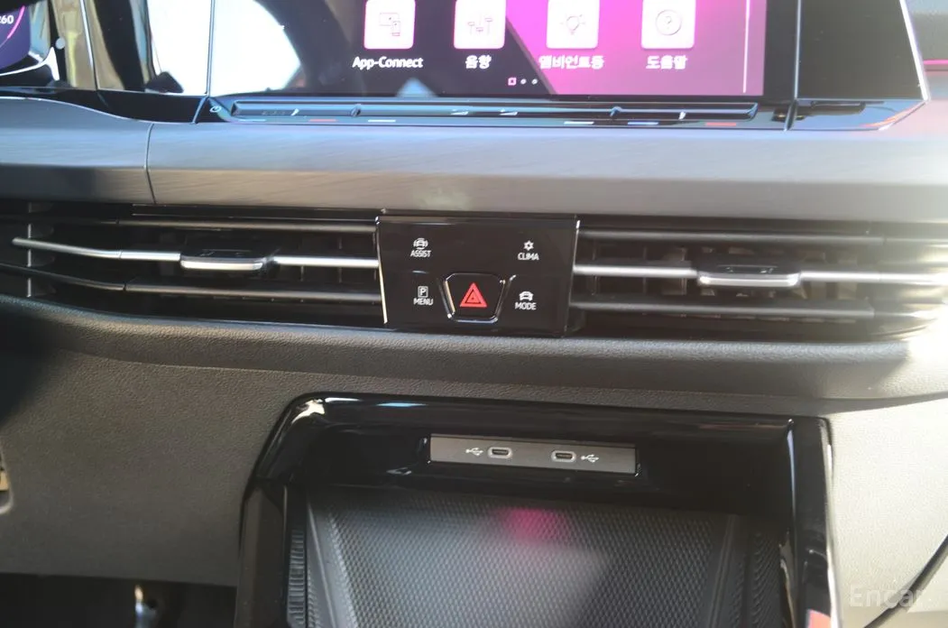 Фото 16 - Volkswagen Golf