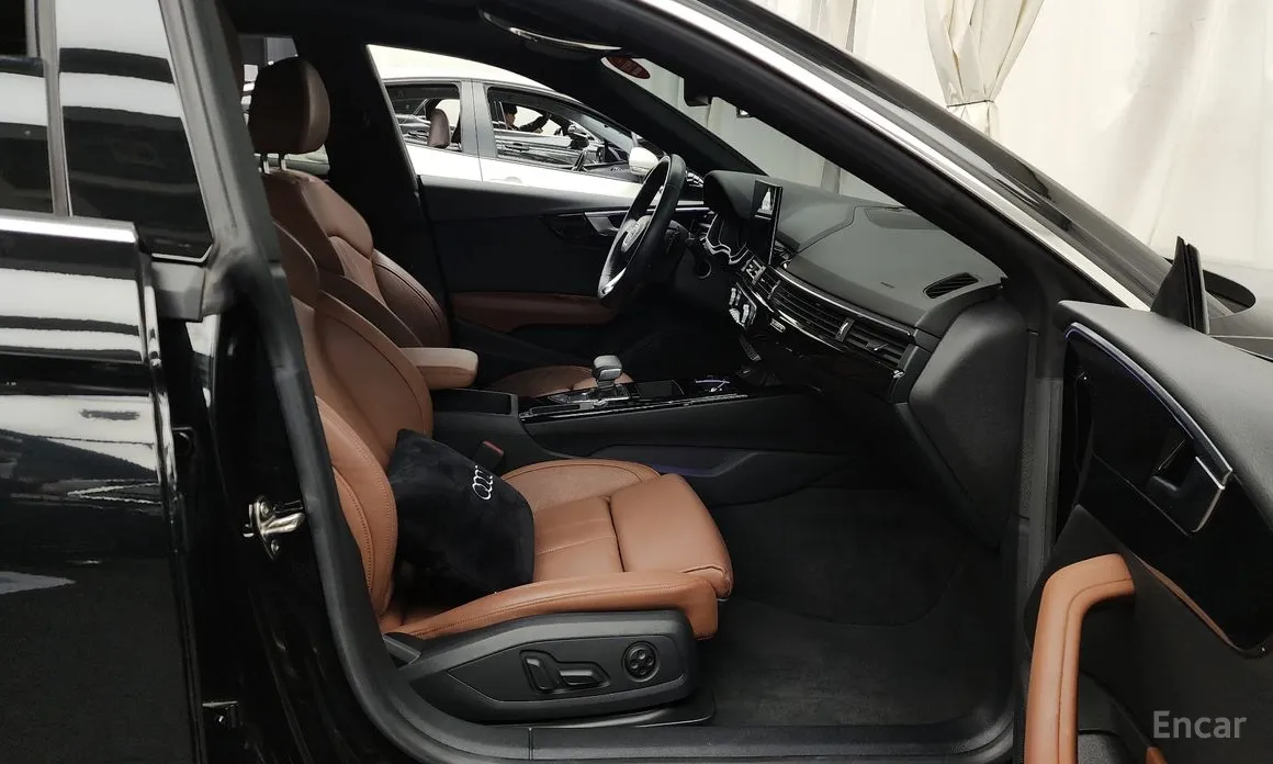 Фото 11 - Audi A5