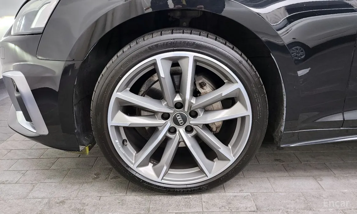 Фото 5 - Audi A5