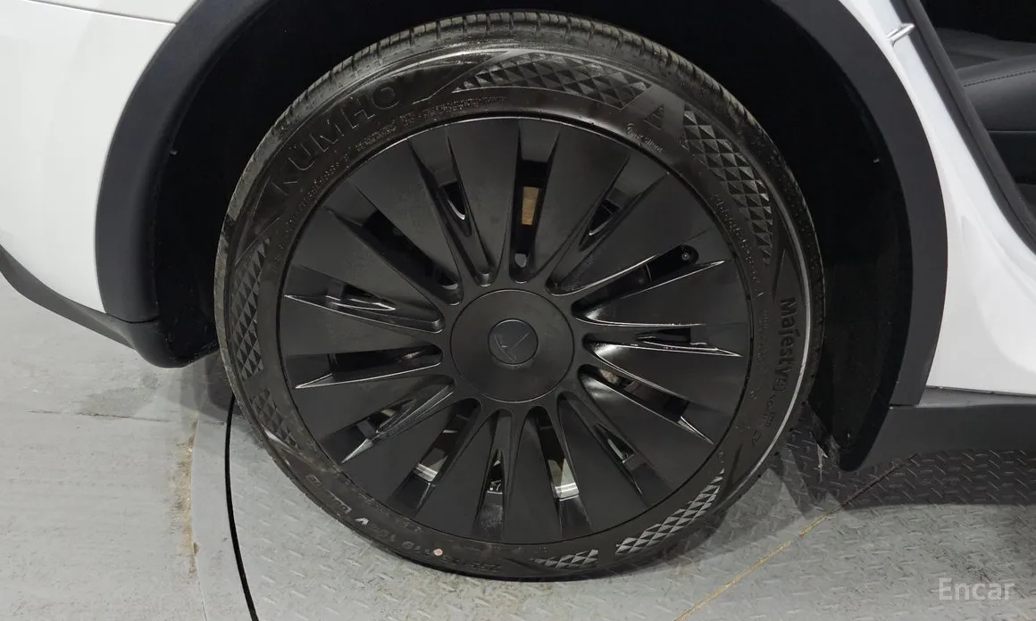 Фото 5 - Tesla Model Y