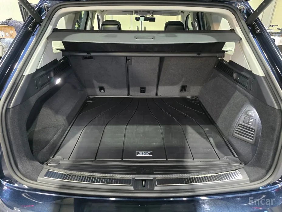 Фото 15 - Volkswagen Touareg