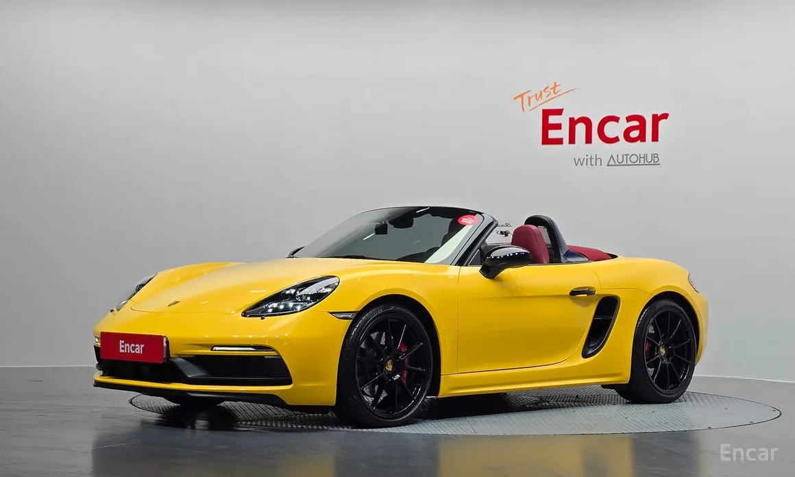 Фото 1 - Porsche 718