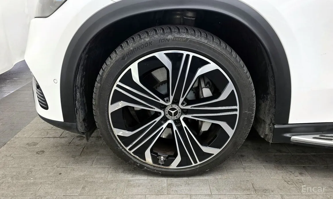 Фото 5 - Mercedes-Benz EQE