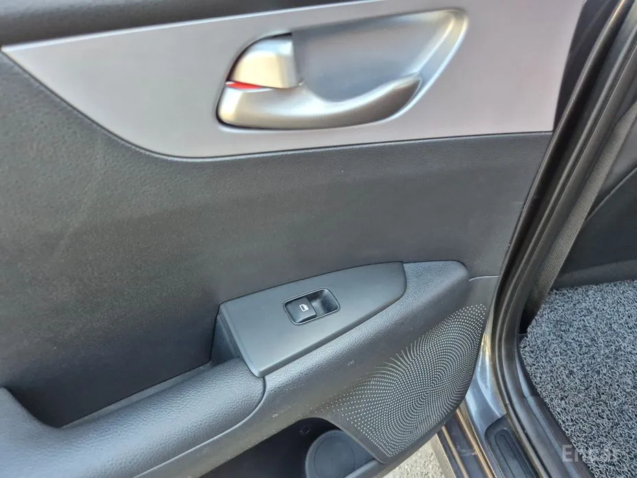 Фото 17 - Kia K3