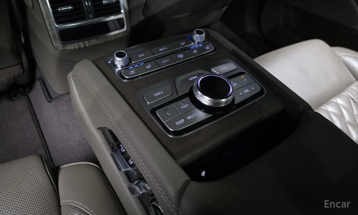 Фото 18 - Kia K9