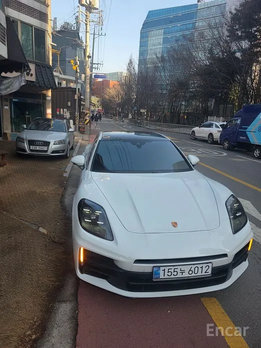 Фото 11 - Porsche Panamera