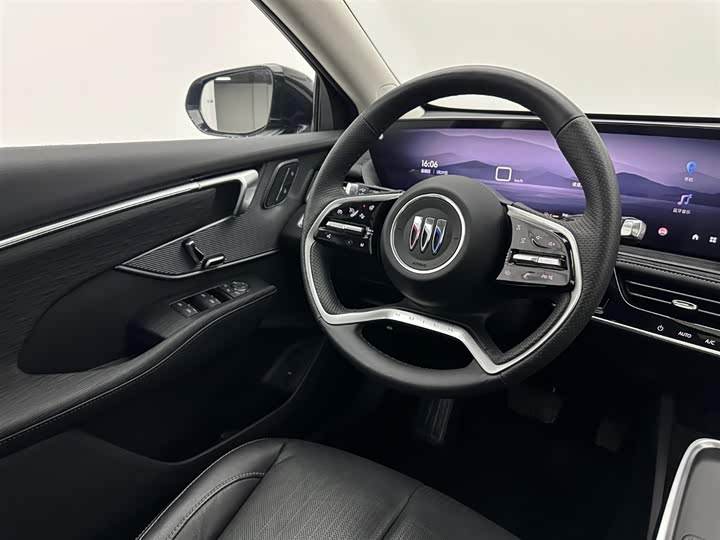 Фото 9 - Buick LaCrosse