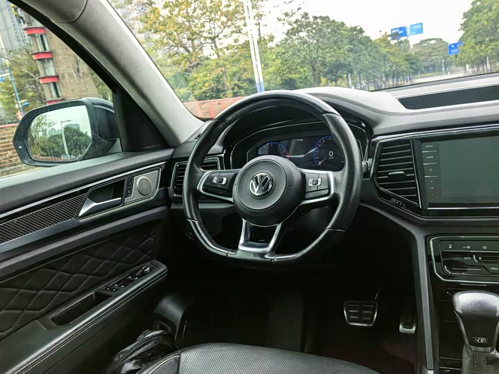 Фото 7 - Volkswagen Teramont X