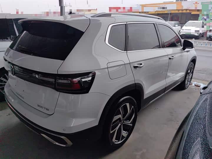 Фото 7 - Volkswagen Tharu