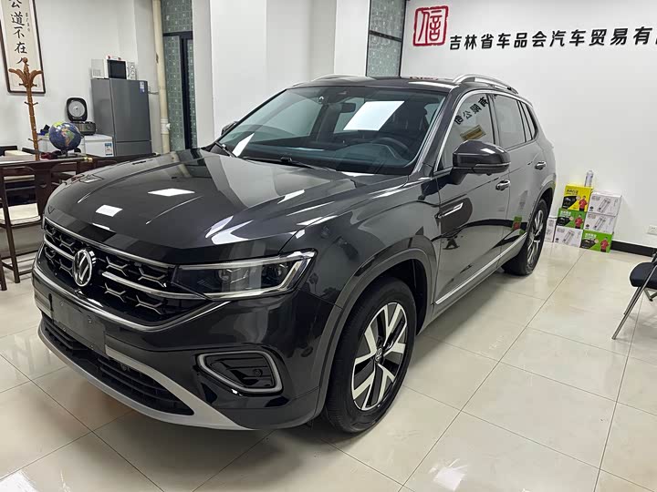 Фото 1 - Volkswagen Tayron