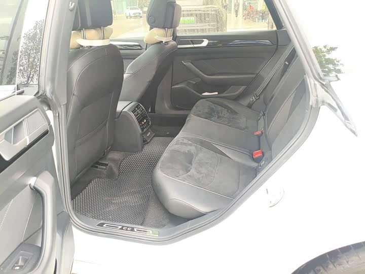 Фото 5 - Volkswagen CC