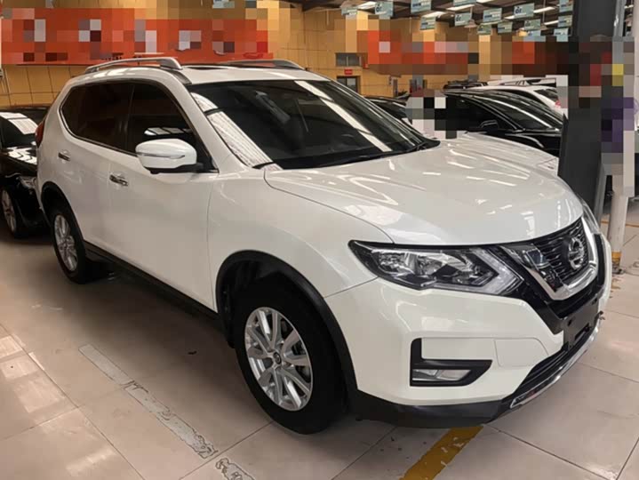 Фото 3 - Nissan X-Trail