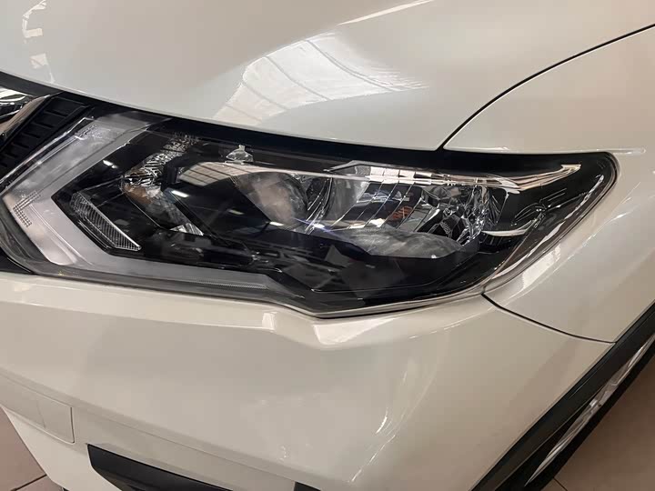 Фото 4 - Nissan X-Trail