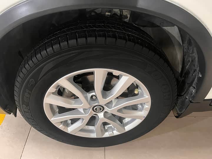 Фото 5 - Nissan X-Trail