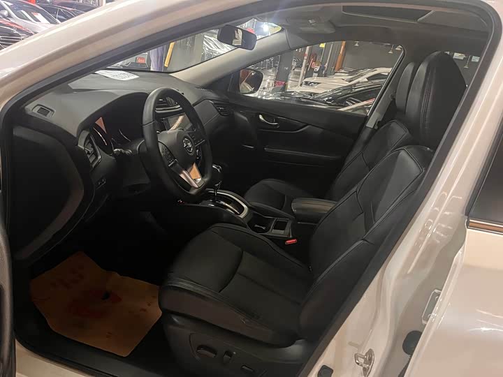 Фото 7 - Nissan X-Trail