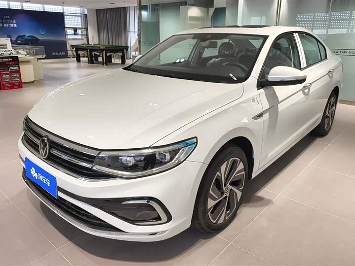 Фото 1 - Volkswagen Bora