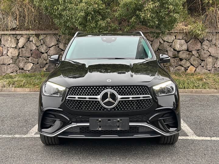 Фото 2 - Mercedes-Benz GLE-Class