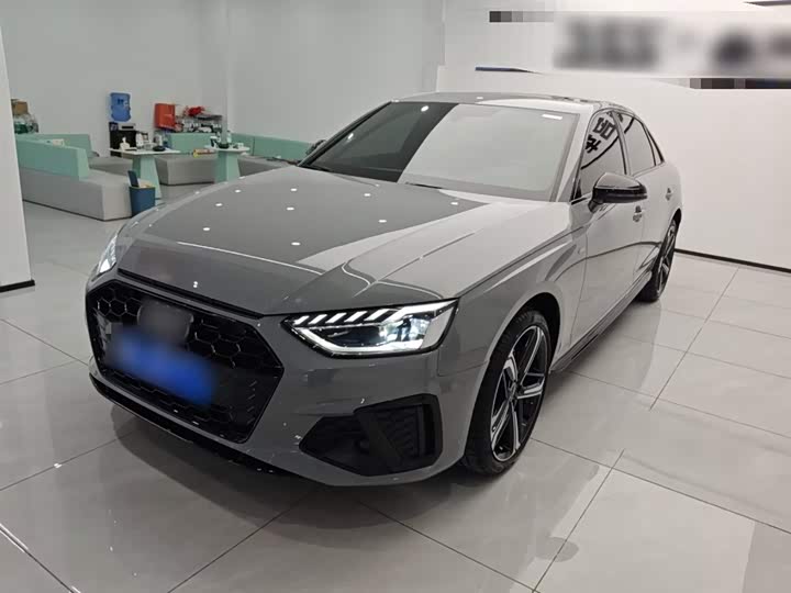 Фото 1 - Audi A4L