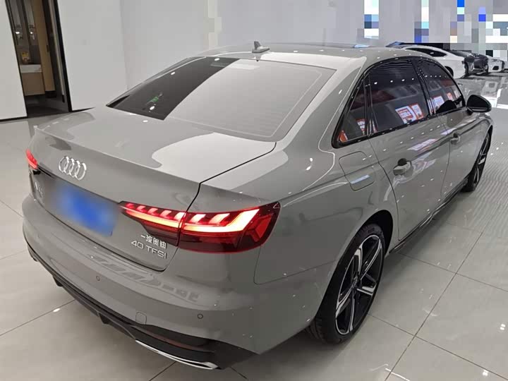 Фото 7 - Audi A4L